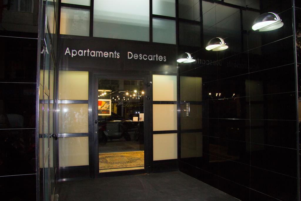 Apartamentos Descartes Barcelona Exterior foto